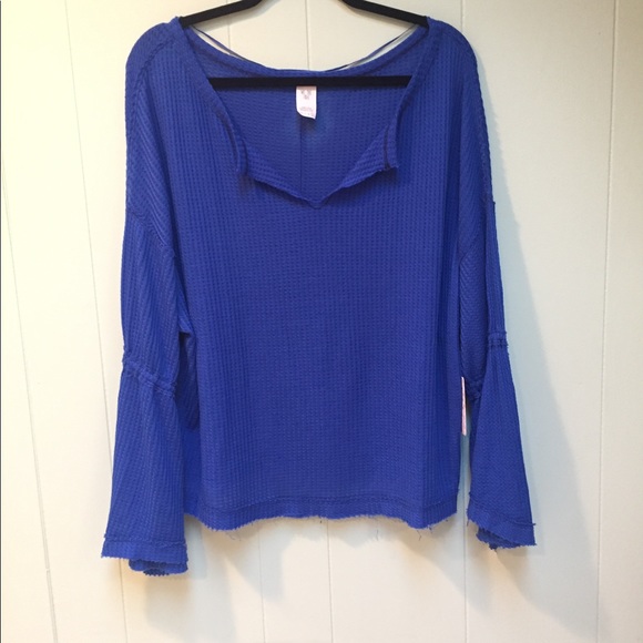 Free People Tops - NWT Free People Cotton Dahlia Bell-Sleeve Top